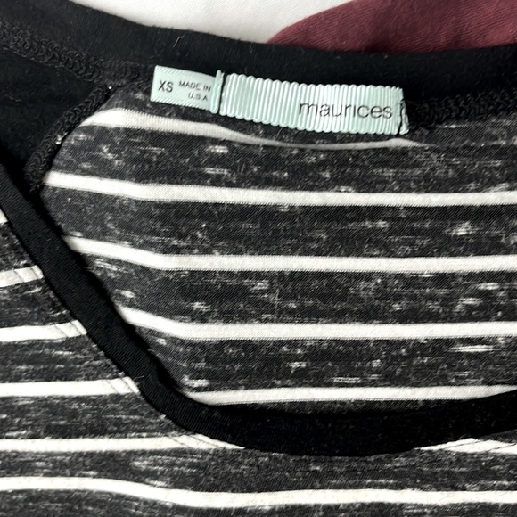 Bundle of Women’s X-Small T Shirts. Various Brands - Picture 5 of 5